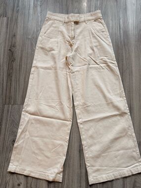 American Eagle Outfitters Wide Leg Trousers in Cream